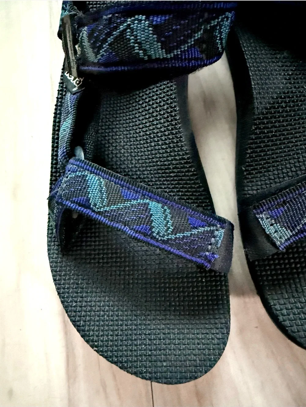 Vintage 90s Teva Original blue Nylon ankle strap sandals men’s